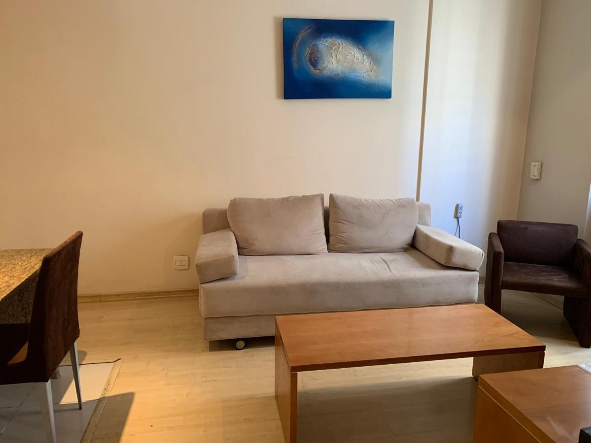 Residencial com serviços 45 metros decorado com sala, suíte e cozinha na quadra da praia de Copacabana Rio de Janeiro Exterior foto