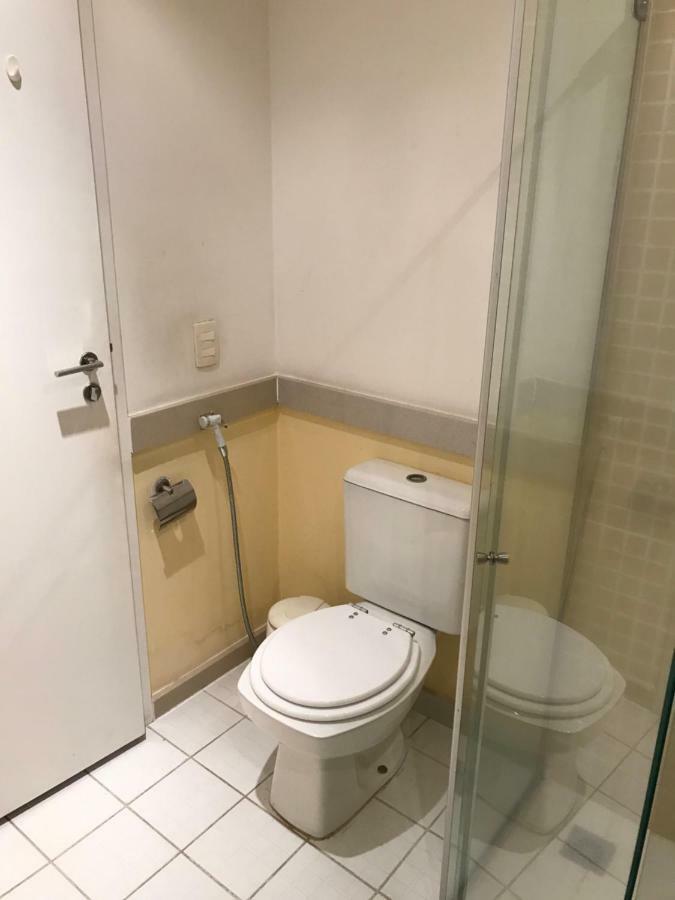Residencial com serviços 45 metros decorado com sala, suíte e cozinha na quadra da praia de Copacabana Rio de Janeiro Exterior foto